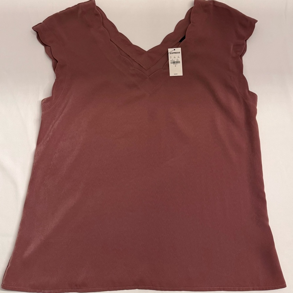 Express Mauve Scalloped V-Neck Blouse NWT